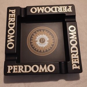 NEW & VINTAGE!! Perdomo Cigar Ashtray (Black & Gold)